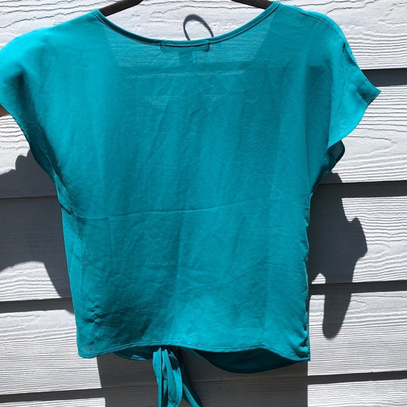 Turquoise top - Picture 2 of 2